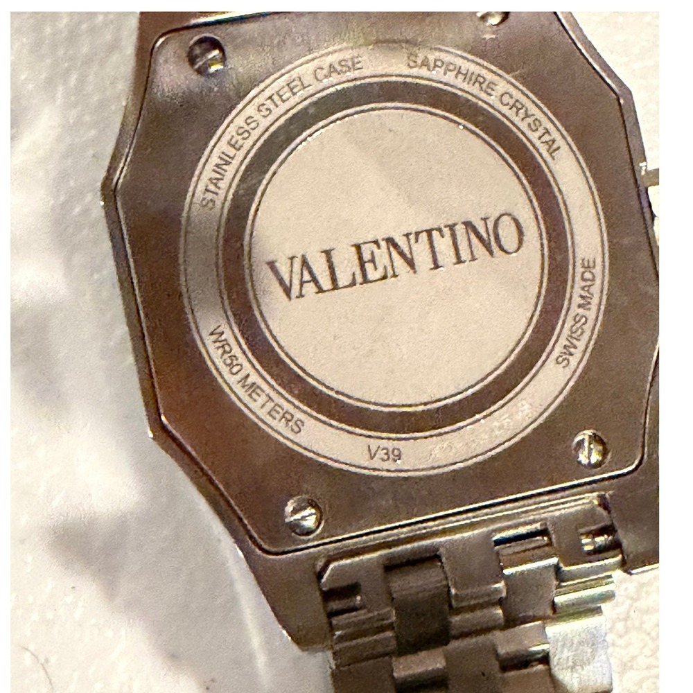 Valentino V39 Swiss Made Watch Stainless Steel Octagon Case Silver Dial Date - Picture 7 of 7
